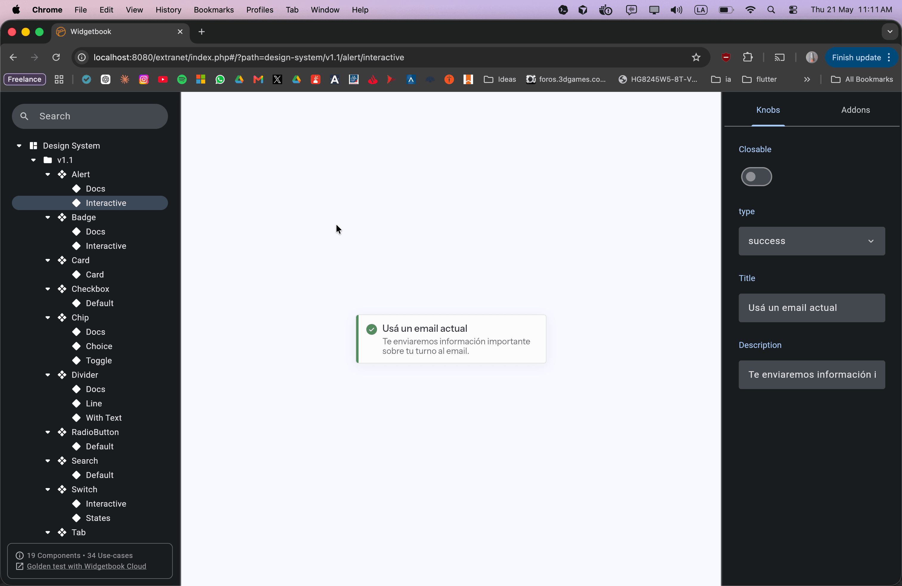 Widgetbook mostrando un componente de alerta interactiva con knobs y navegación de componentes.